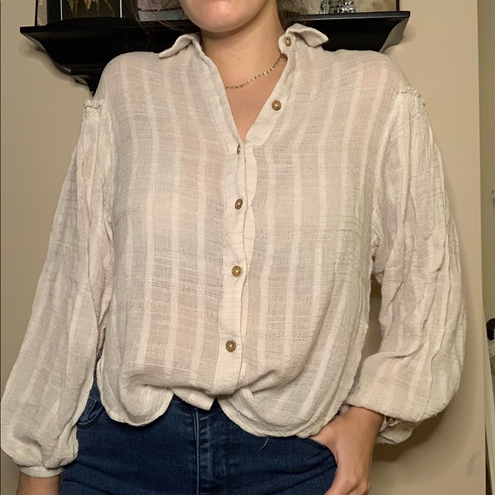 Free People • Flowy Blouse